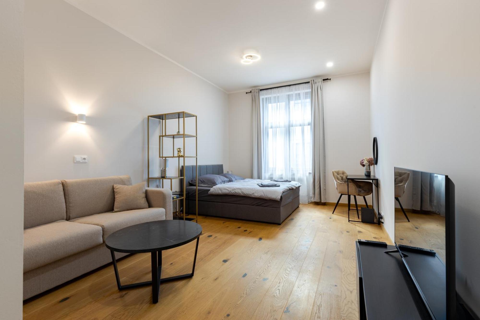 Apartament Dale Smichov Riverside - Metro Andel